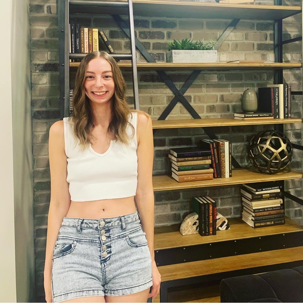 Meet your Posher, Erica